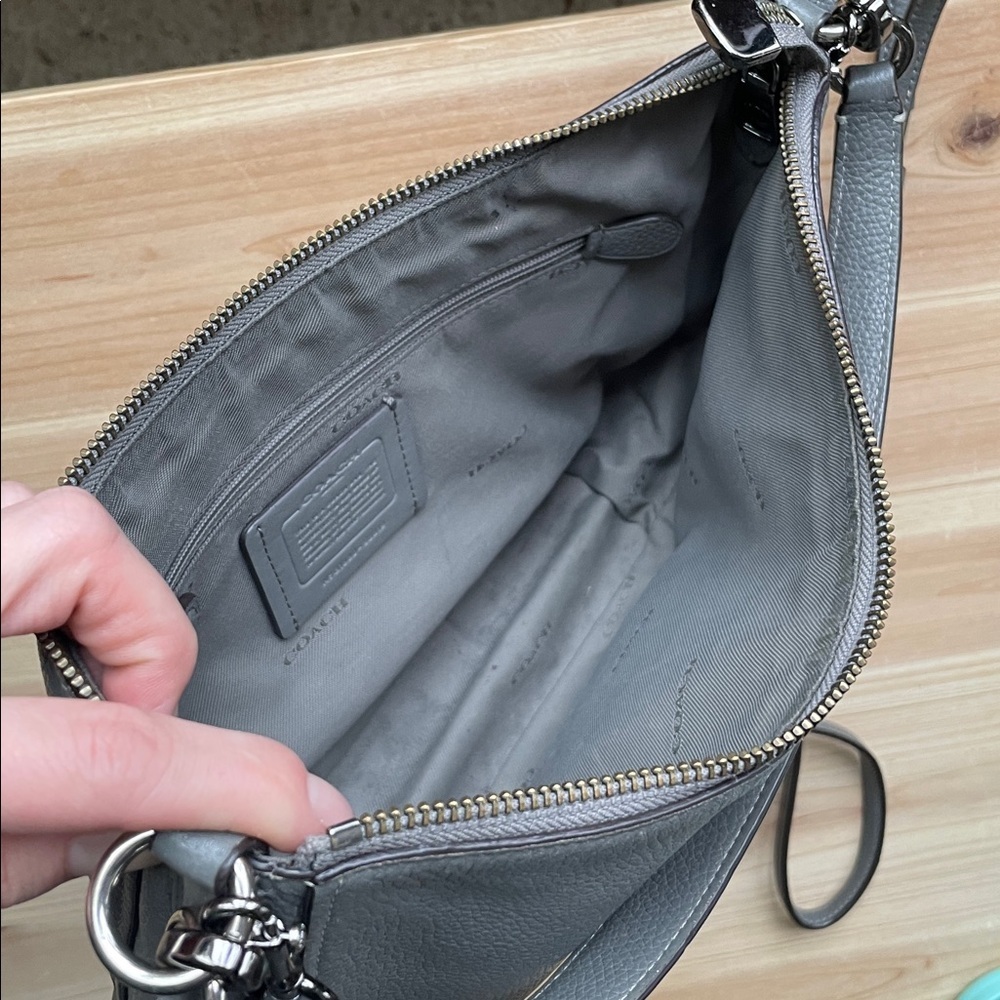 Coach Pebble Gray Leather Shoulder Bag - Picture 10 of 16